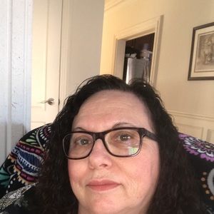 Meet your Posher, Debra